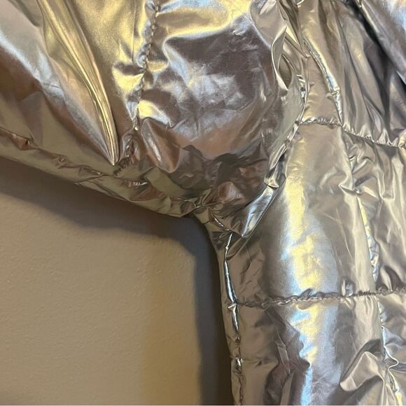 SHEIN Metallic Silver Faux Fur Collar Puffer Jacket - Picture 5 of 6